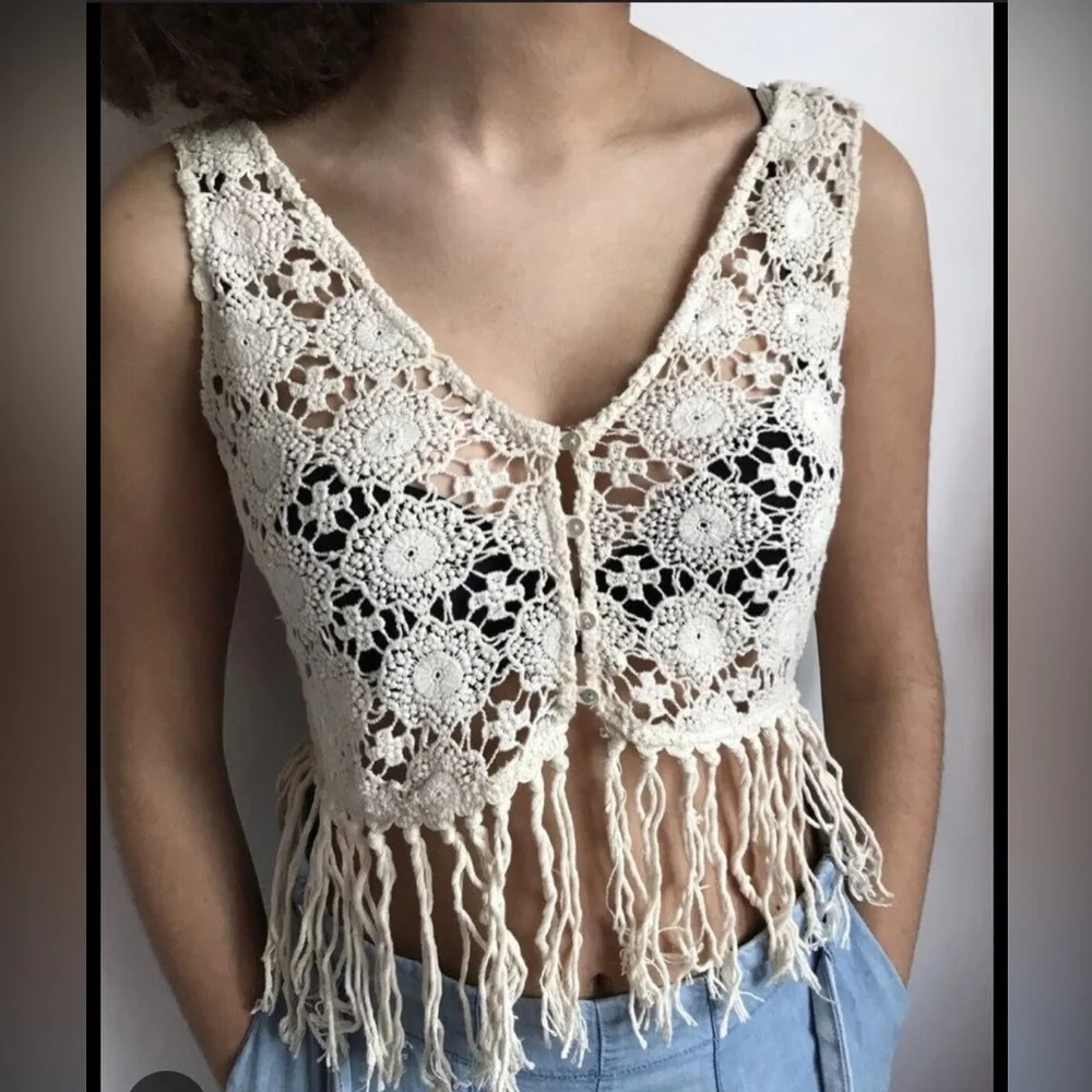 SHYANNE Crochet Fringe Cream Top - Picture 7 of 7